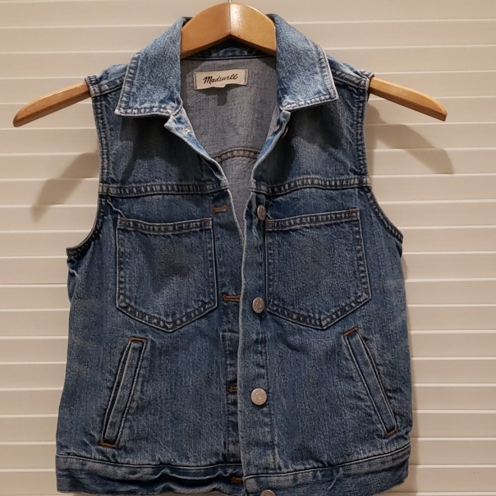 Madewell denim vest in XS